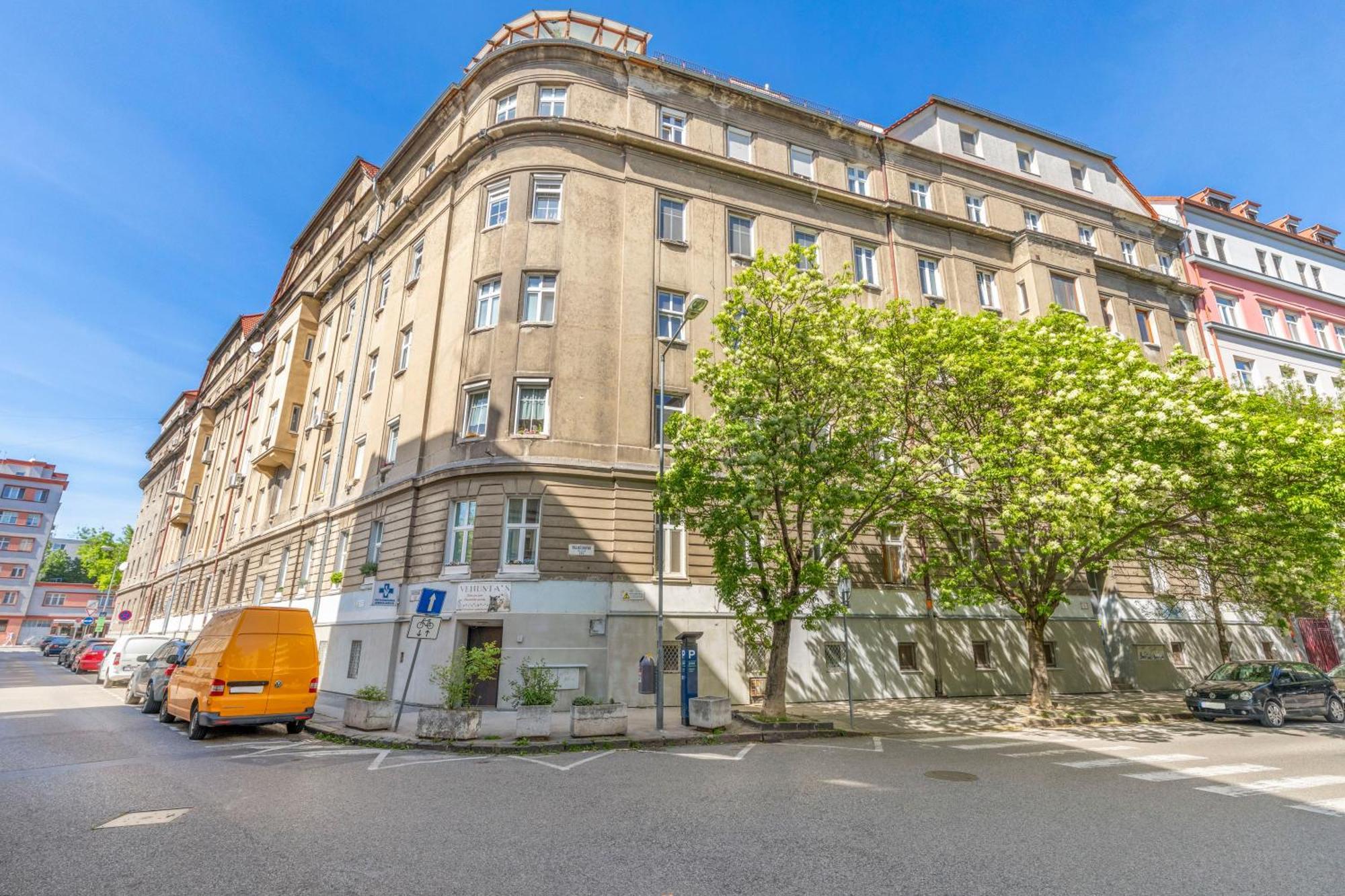 Appartamento Lam Mockingbird - Terrace - Ac Bratislava Esterno foto